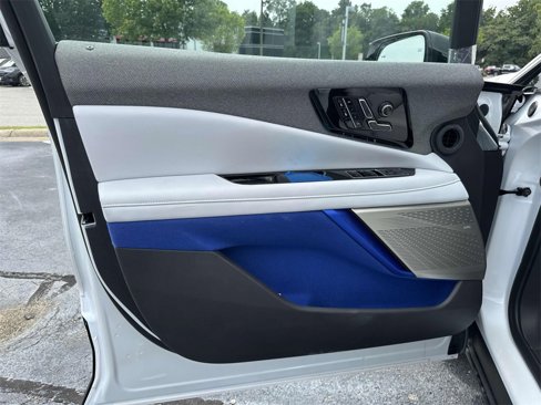 New 2025 Cadillac Optiq Luxury 1 image 14