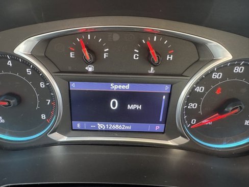 Used 2020 Chevrolet Traverse LT image 20