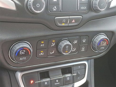 Used 2023 GMC Terrain SLT image 15