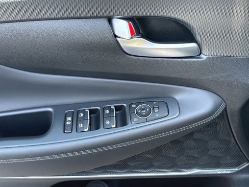 Used 2020 Hyundai Santa Fe SEL image 13