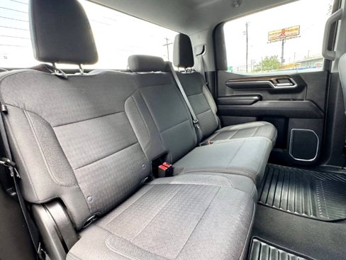 Used 2022 Chevrolet Silverado 1500 LT image 15