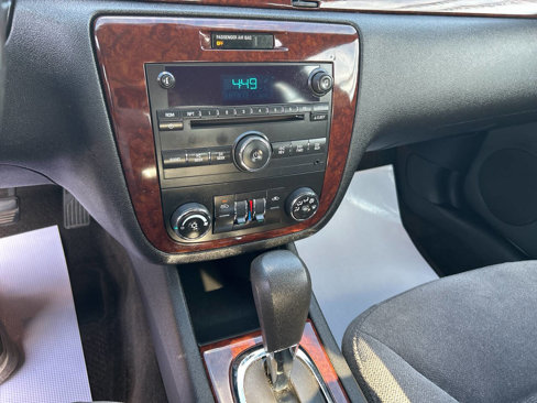 Used 2010 Chevrolet Impala LT image 9