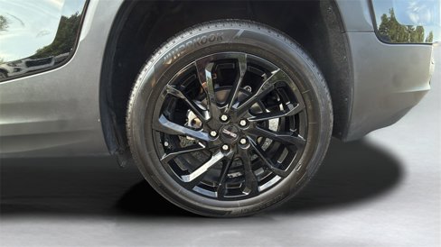 Used 2023 GMC Terrain SLE w/ Elevation Edition image 22