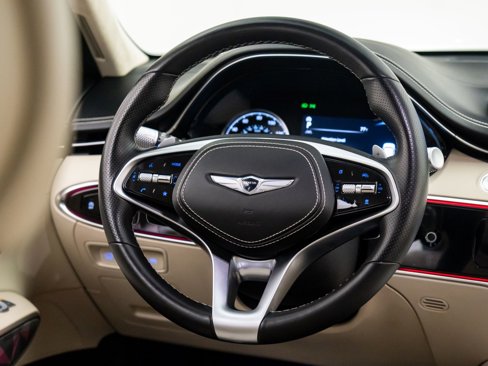 Used 2022 Genesis GV70 3.5T Sport w/ Sport Advanced Package image 10