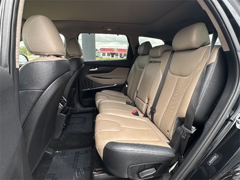 Used 2019 Hyundai Santa Fe FWD image 11