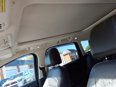 Used 2014 Ford Escape Titanium image 8