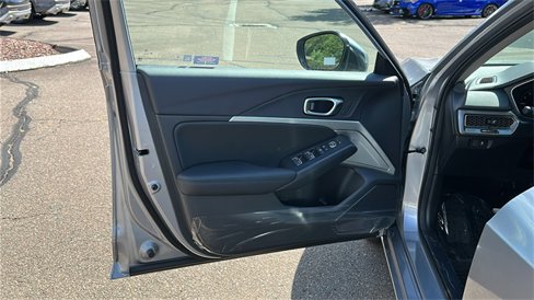 New 2025 Acura Integra image 9