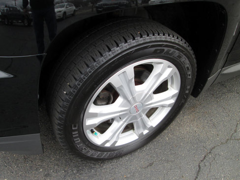 Used 2017 GMC Terrain SLE w/ Technology Package image 37