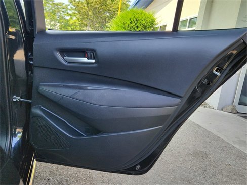 Used 2021 Toyota Corolla LE image 25