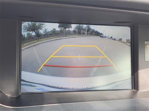 Used 2015 Lexus ES 300h w/ Navigation System Package image 25