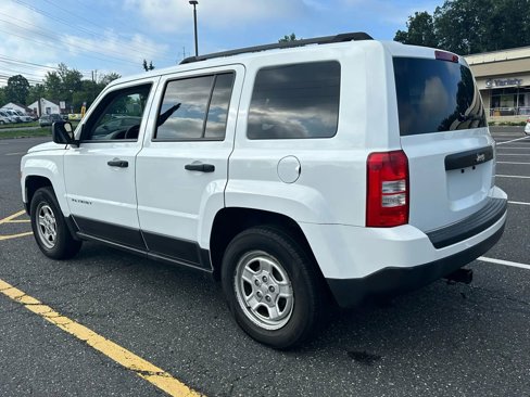 Used 2016 Jeep Patriot Sport image 4