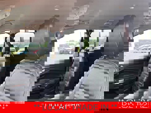 Used 2018 Ford Escape SEL image 2