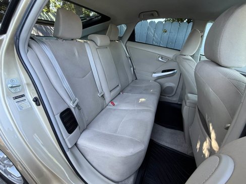 Used 2011 Toyota Prius Three image 10
