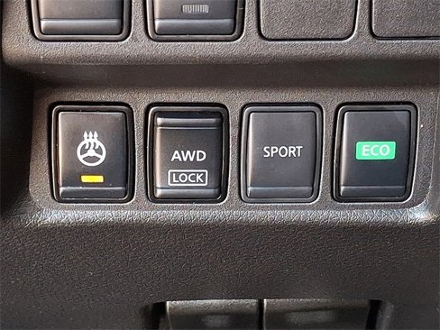 Used 2021 Nissan Rogue Sport SV image 24