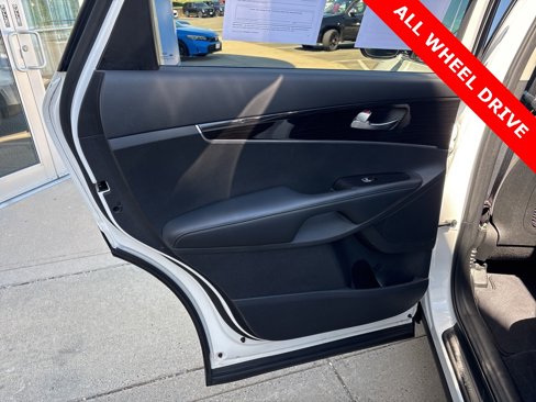 Used 2019 Kia Sorento LX w/ LX Convenience Package image 10