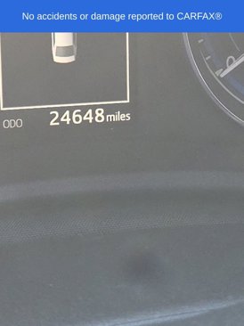 Used 2018 Toyota Corolla XSE image 2