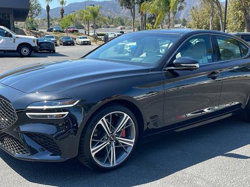Used 2025 Genesis G70 3.3T Advanced w/ Sport Prestige Package image 13