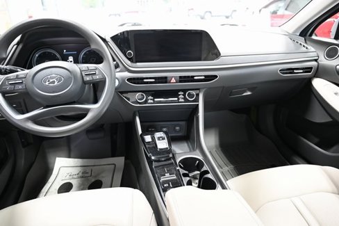 Used 2023 Hyundai Sonata SEL w/ Preferred Accessory Package image 13