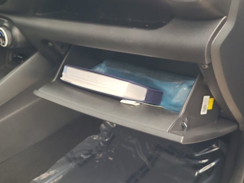 Used 2024 Hyundai Venue Limited image 19