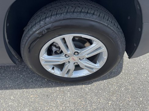 Used 2024 GMC Terrain SLE image 35