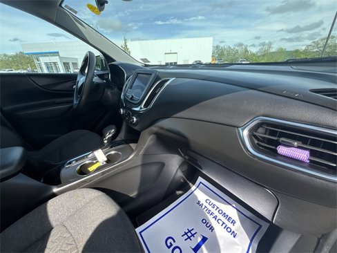 Used 2022 Chevrolet Equinox LT image 30