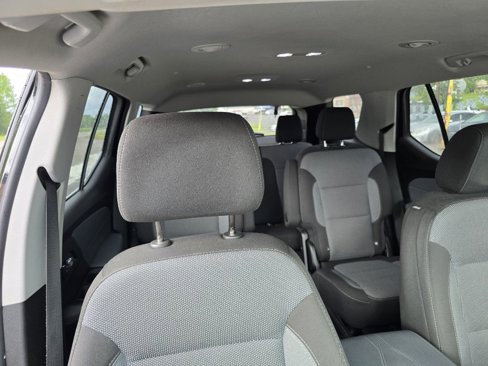 Used 2019 Chevrolet Traverse LT image 17