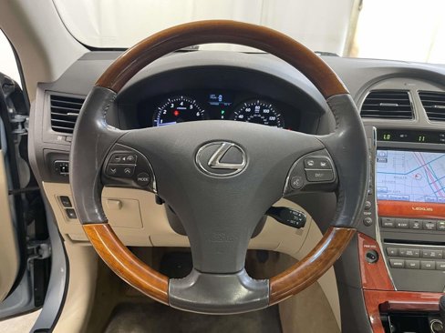 Used 2010 Lexus ES 350 image 17