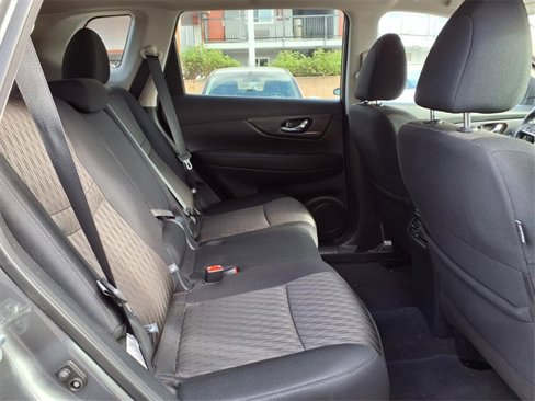 Certified 2020 Nissan Rogue SV w/ Premium Package image 25