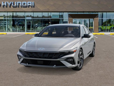 New 2025 Hyundai Elantra Sport image 6