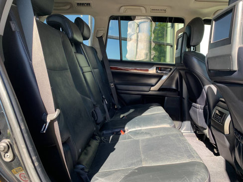 Used 2013 Lexus GX 460 image 12