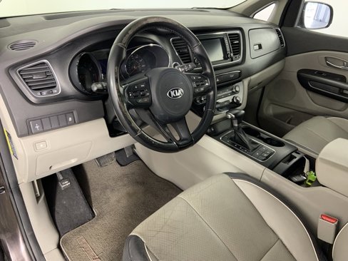 Used 2017 Kia Sedona LX w/ LX Essentials Premium Package image 26