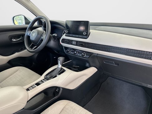 Certified 2023 Honda HR-V LX image 32