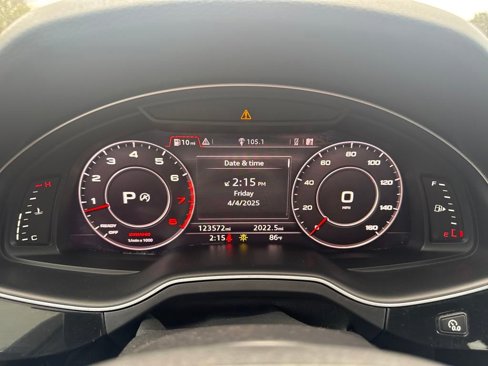 Used 2017 Audi Q7 3.0T Premium Plus w/ Premium Plus Package image 16