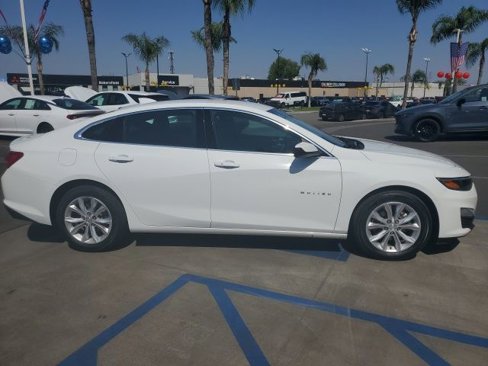 Used 2022 Chevrolet Malibu LT image 4