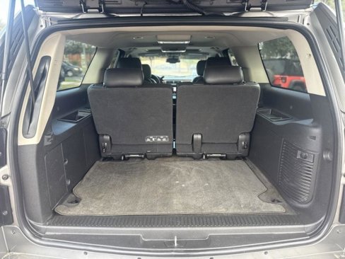 Used 2012 Chevrolet Suburban LTZ image 25
