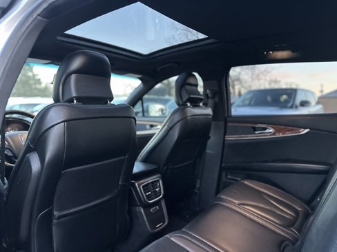 Used 2016 Lincoln MKX Reserve w/ Technology Package image 24