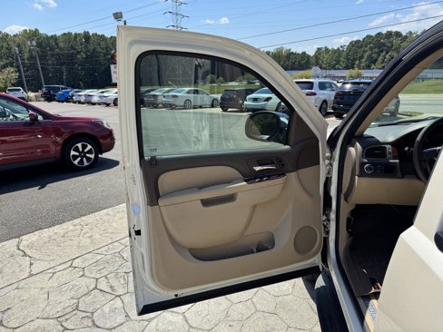 Used 2013 Chevrolet Tahoe LTZ image 7