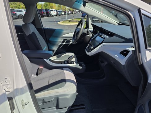 Used 2017 Chevrolet Bolt LT image 45