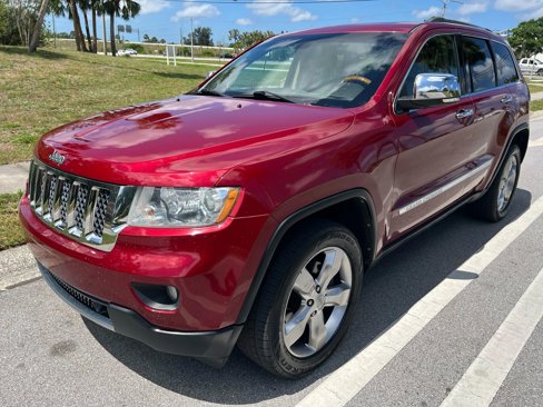 Used 2013 Jeep Grand Cherokee Overland image 13