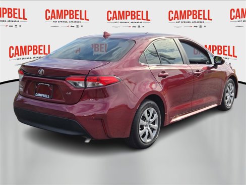 Used 2024 Toyota Corolla LE image 3