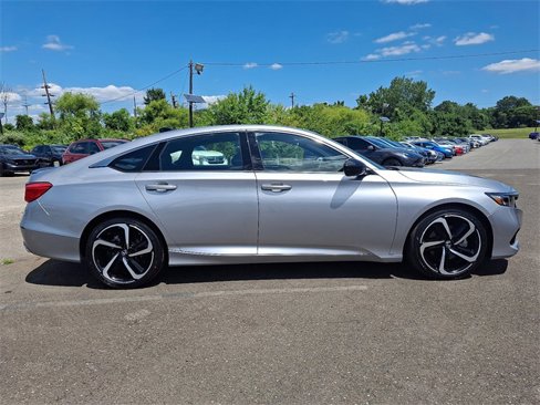 Certified 2022 Honda Accord Sport image 7