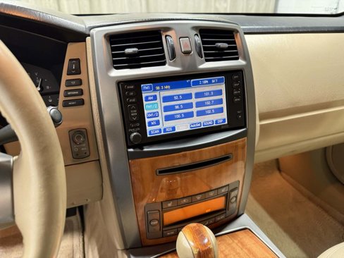 Used 2007 Cadillac XLR image 18