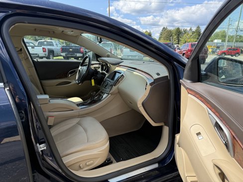 Used 2012 Buick LaCrosse Leather image 10