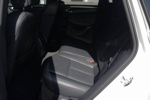 Certified 2023 Porsche Macan image 28