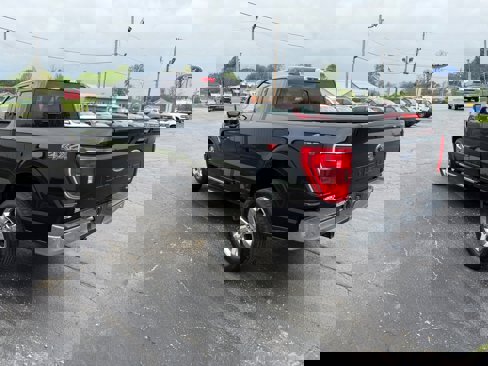 Used 2021 Ford F150 XLT w/ Equipment Group 302A High image 6