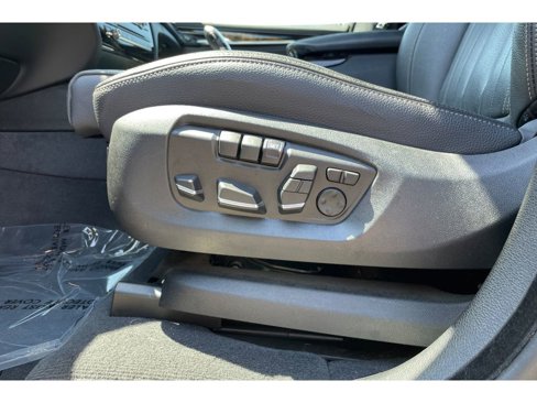 Used 2017 BMW X5 sDrive35i image 12