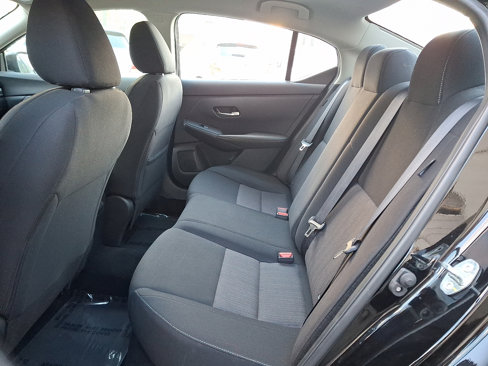 Used 2023 Nissan Sentra SV image 10