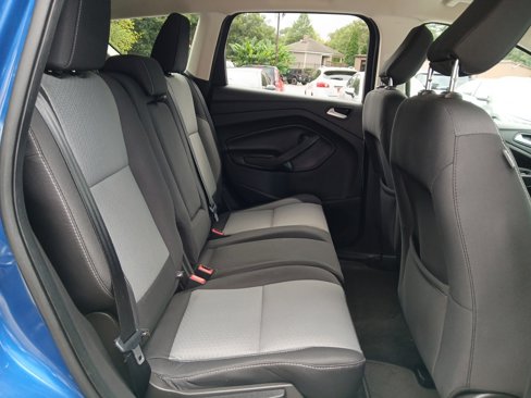 Used 2019 Ford Escape SE image 12