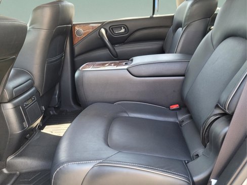 Used 2019 INFINITI QX80 Luxe w/ Proassist Package image 6