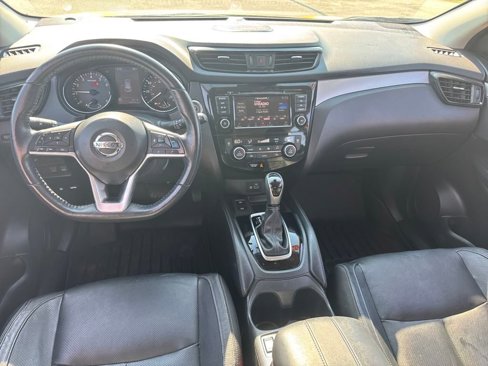 Used 2020 Nissan Rogue Sport SL image 14